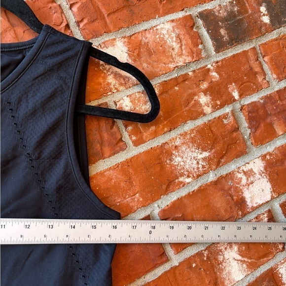 Athleta Womens Small Black Foothill Split Back Tank Top - Picture 8 of 10
